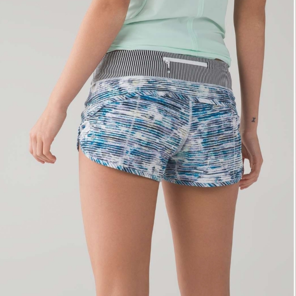 Lululemon Speed Short *4-way Stretch 2.5"Blurry Belle Multi / Tink Stripe Black - Picture 2 of 7